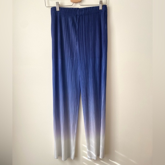 Micropleated blue ombre pants - Picture 7 of 13